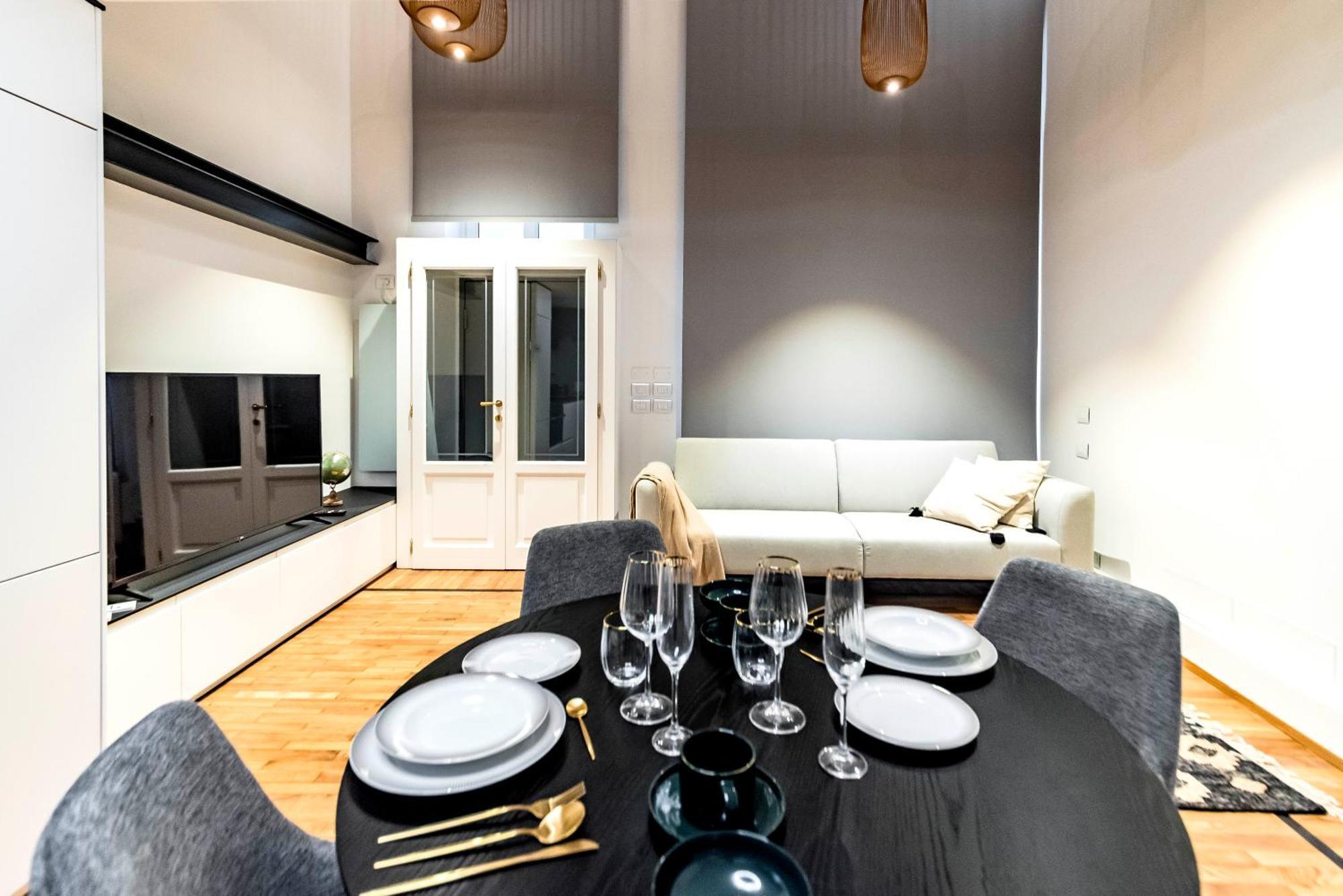 Dream Suites Milano Duomo Экстерьер фото