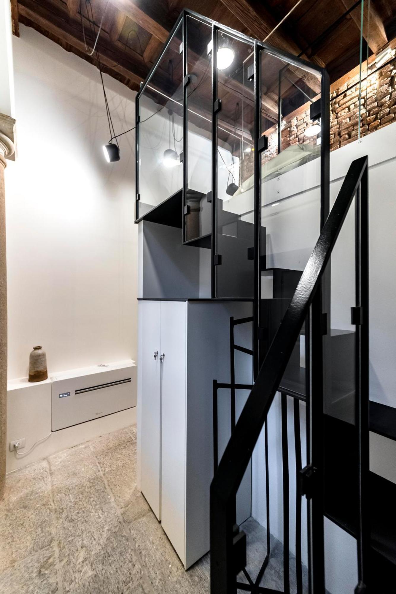 Dream Suites Milano Duomo Экстерьер фото