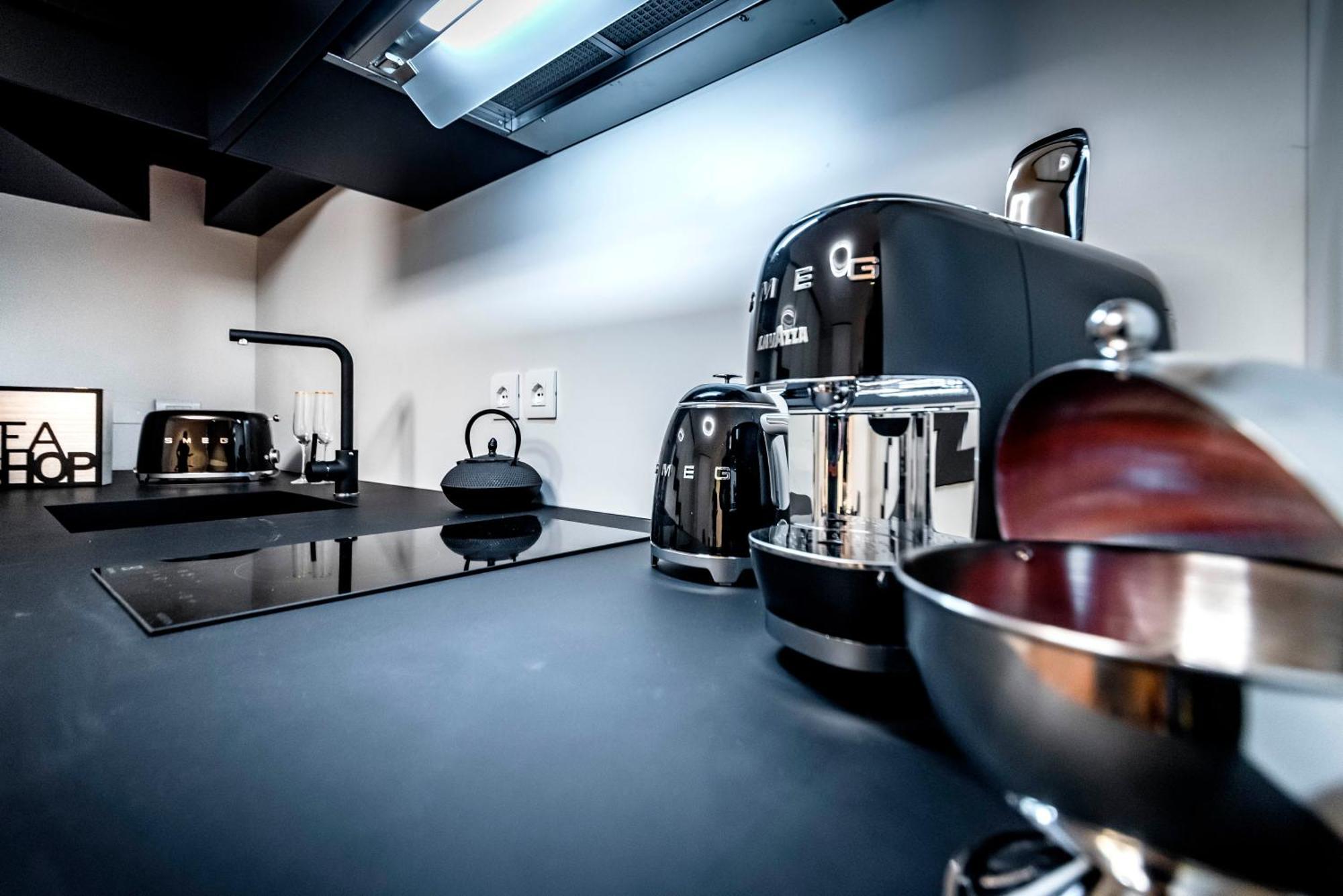 Dream Suites Milano Duomo Экстерьер фото